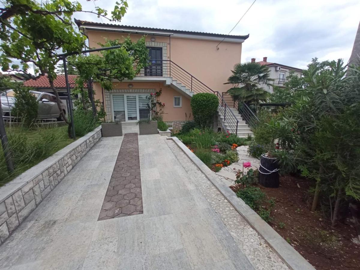 Apartman Simun غييكا المظهر الخارجي الصورة